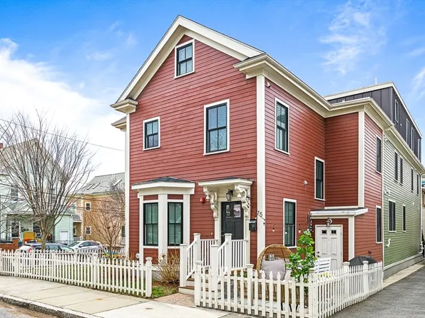 75 Rush St #3, Somerville, MA 02145