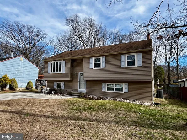 525 Elberne Ave, Westville, NJ 08093