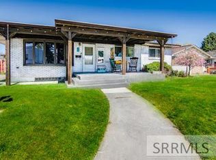 865 S Stout Ave, Blackfoot, ID 83221