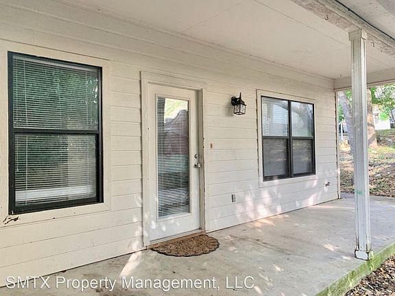 2nd image of 1101/1103 Advance St