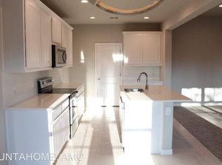 121 Ken S Ct, Pilot Point, TX 76258