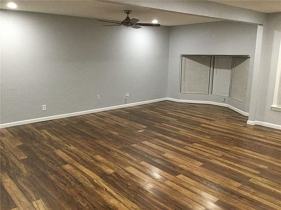 4th image of 4812 Sandage Ave
