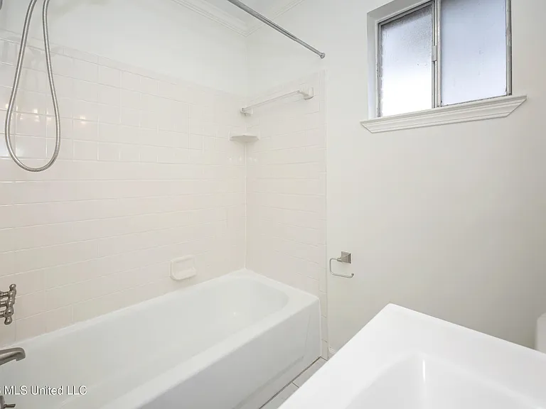 1213 King Henry Dr — Photo 44