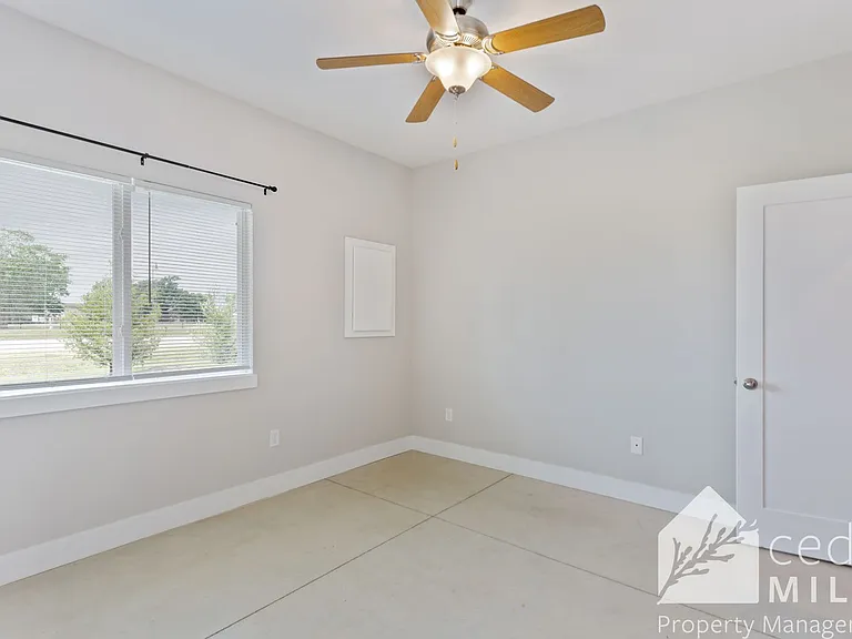 8025 E 34th St S — Photo 11