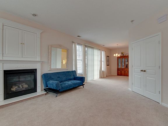 4th image of 5941 Echingham Dr