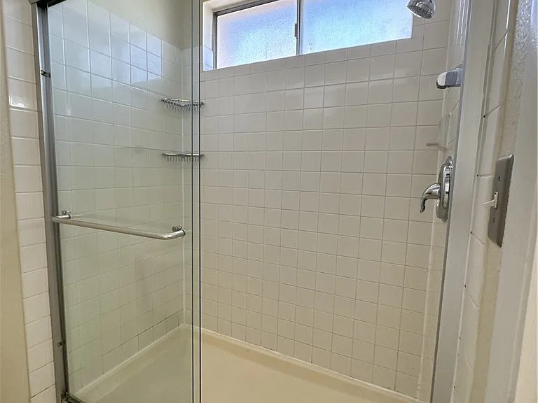 8240 Marcasel Dr — Photo 16