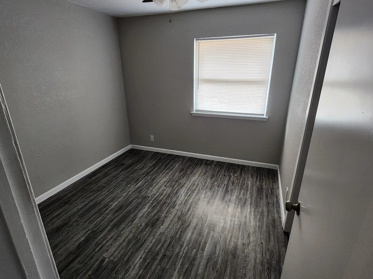 3 bed, 1500 sqft, $1,995 — Photo 4