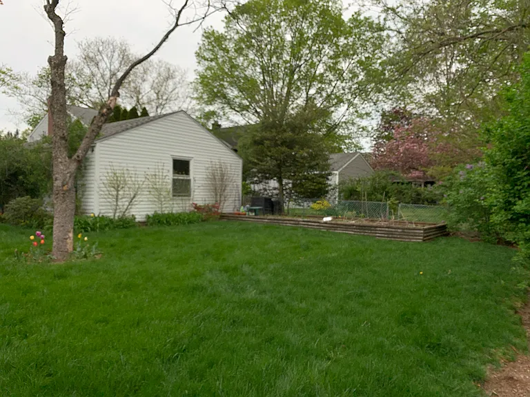 37 Spring Garden St — Photo 4