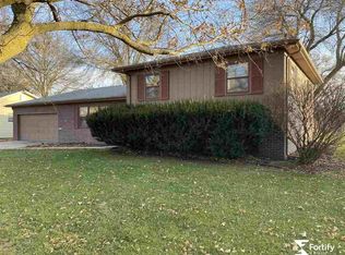 1019 O St, Geneva, NE 68361