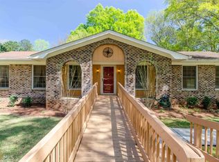 315 Gilbert Rd, Fayetteville, GA 30214