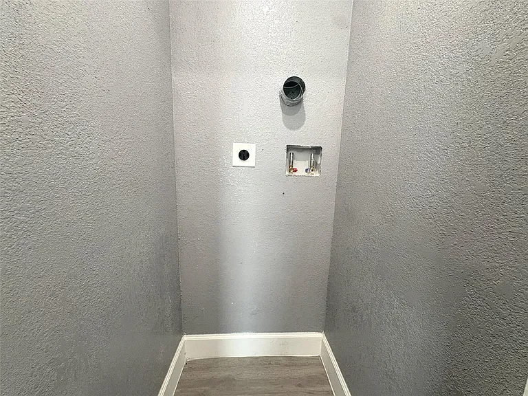 405 N Erskine St — Photo 6