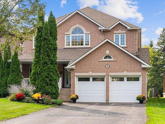 2nd image of 1884 Appleview Rd