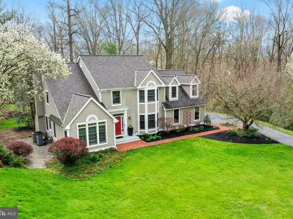 3 Queens Ct, Landenberg, PA 19350