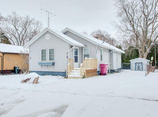 1207 Broadway Ave, Owosso, MI 48867