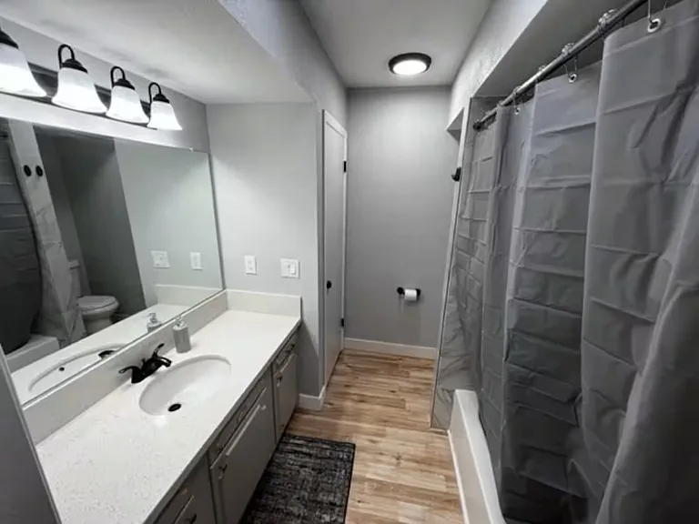 Bathroom 2