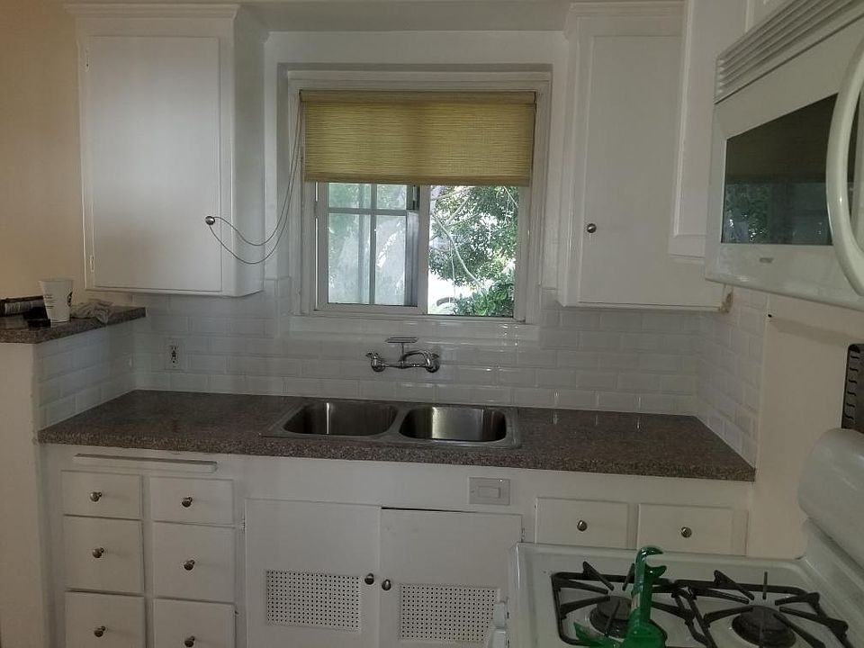 1st image of 340.25 N Curson Ave