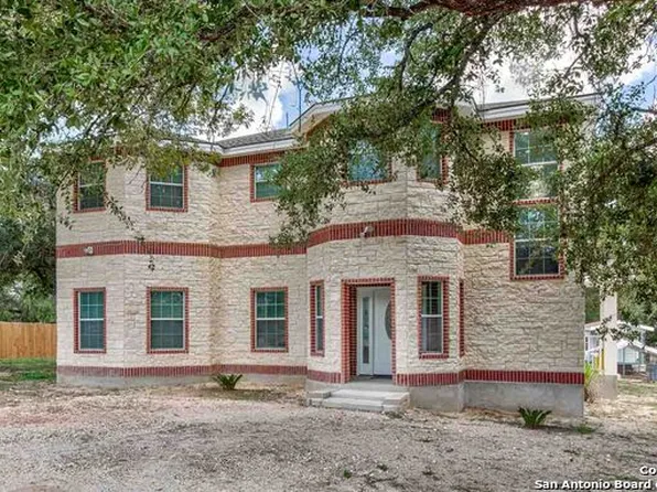 23050 COPPER CANYON DR, Elmendorf, TX 78112