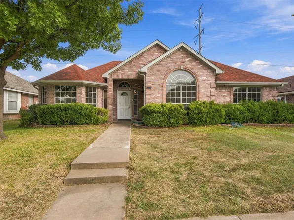2710 Kingswood Dr, Garland, TX 75040
