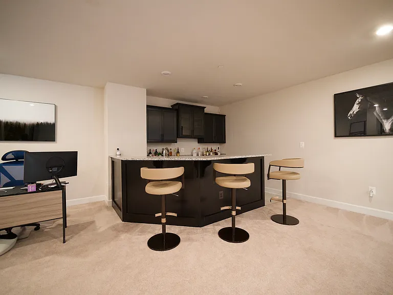 7687 Cross Creek Dr — Photo 12