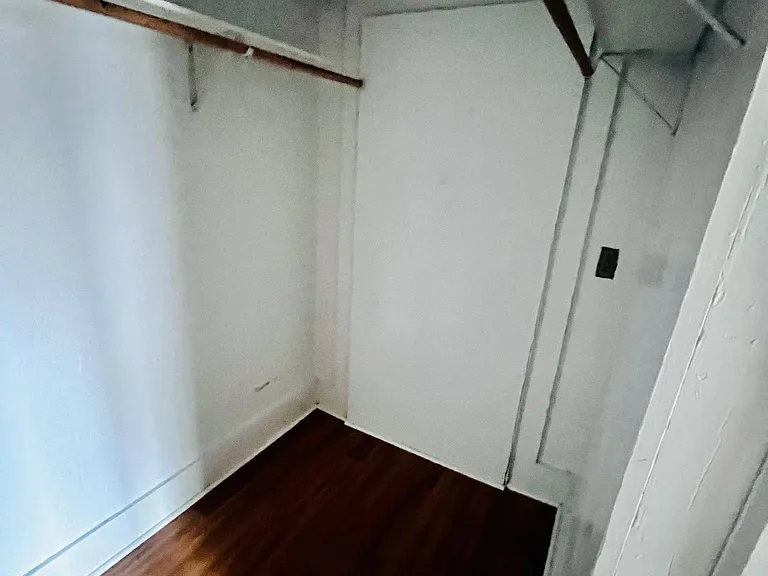 513 Creswell Ave — Photo 5