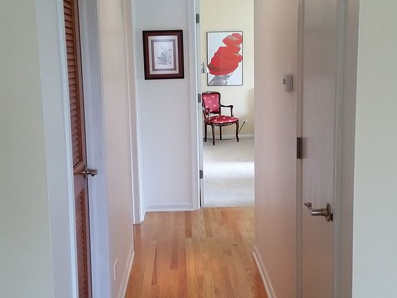 5th image of 5640 Middlebury Ln