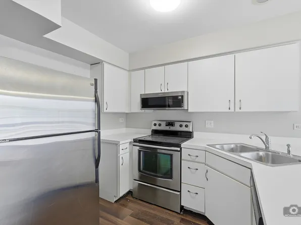 1344 S Lorraine Rd APT B, Wheaton, IL 60189