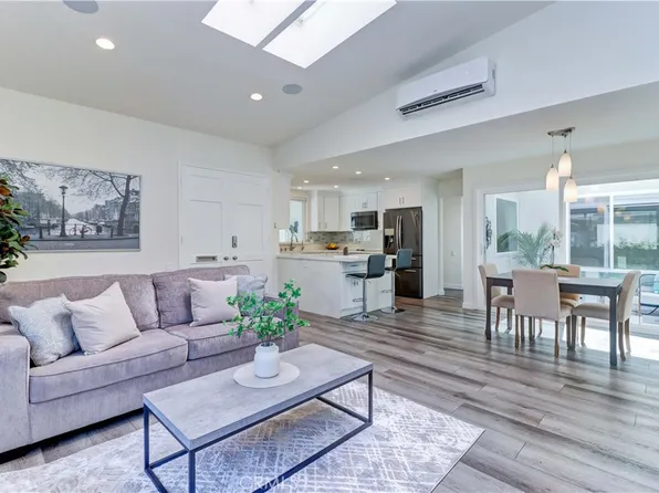 251 Calle Aragon Unit B, Laguna Woods, CA 92637