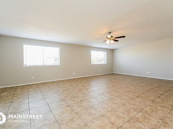 3rd image of 3956 E Frankfort Stra