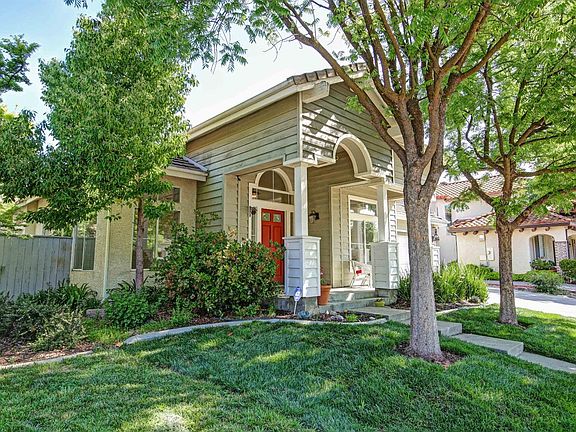 3rd image of 9388 Lufkin Way