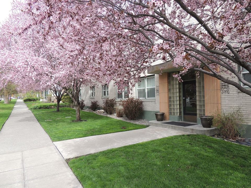 1806 W Pacific Ave Spokane, WA Zillow Apartments for Rent in Spokane