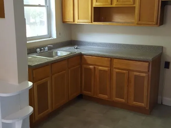 1463 W State St, Trenton, NJ 08618