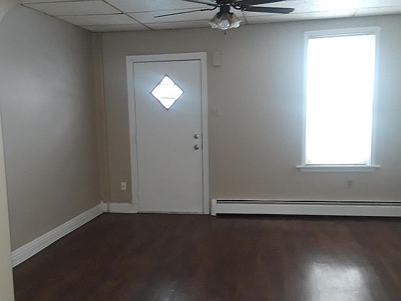 2nd image of 1670 Railroad St