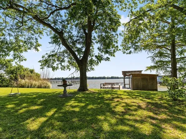 2429 Horseshoe Cir, Hughes, AR 72348