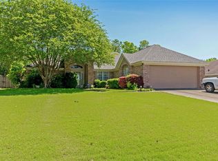 2217 Old Mill Ct, Montgomery, AL 36117