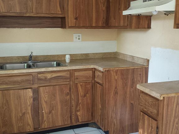 5th image of 4334 NW 5th Ave