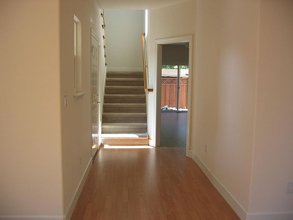 5th image of 400 S Cypress Ave