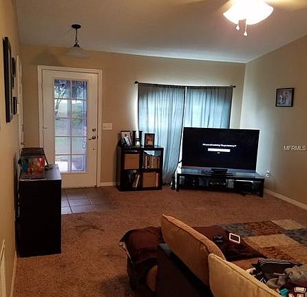 4th image of 267 Country Lakes Cir