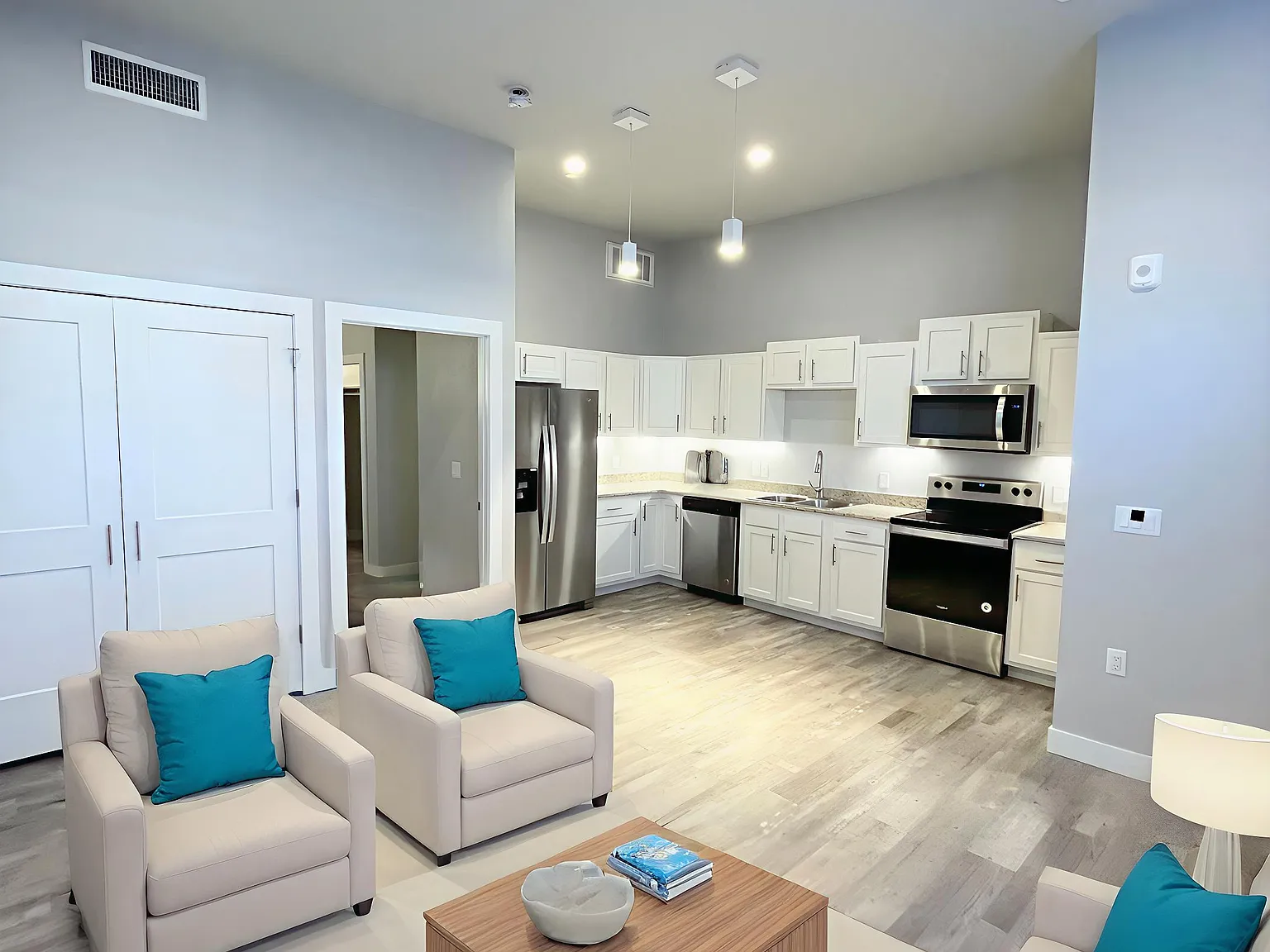Carefree Boutique Apartments — Photo 1