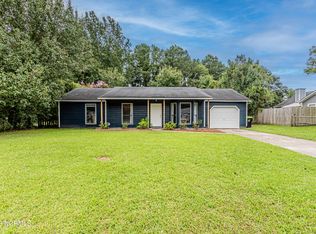 1008 Springdale Dr, Jacksonville, NC 28540
