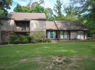 5960 Houser Rd, Paducah, KY 42003