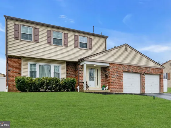 608 Arlington Rd, Fairless Hills, PA 19030