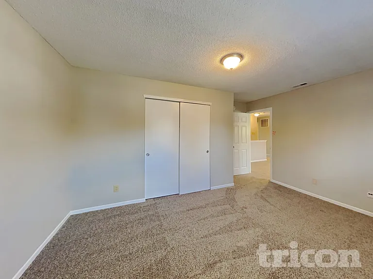 6219 Monteo Ln — Photo 12