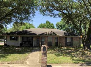 1918 Castlegate Dr, Henderson, TX 75654