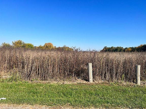 3rd image of 1080 E County Road 500 S