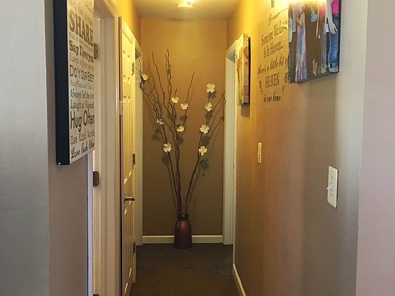 Hallway to Bedrooms