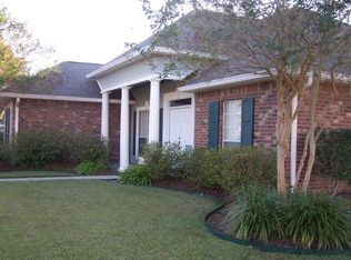 113 Meandering Way, Houma, LA 70360
