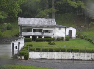 147 Alpine Ln, Raven, VA 24639