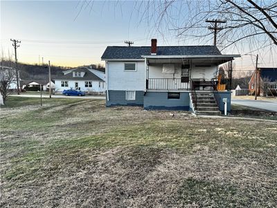942 Brown St, Belle Vernon, PA, 15012