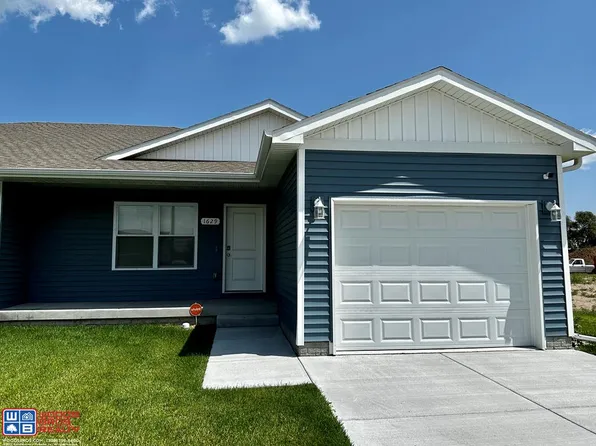 1629 Peach St, Grand Island, NE 68801
