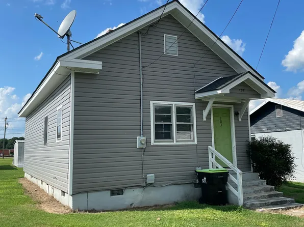 103 N Alford Ave, Kenly, NC 27542